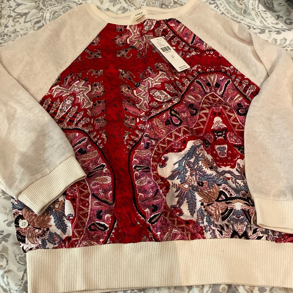 Anthropology Tiny Abstract Knit sweater.